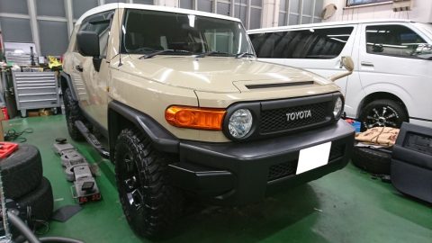 トヨタ　FJクルーザー　四駆　人気　H24　TRD　カスタム　ペンドルトン (2)